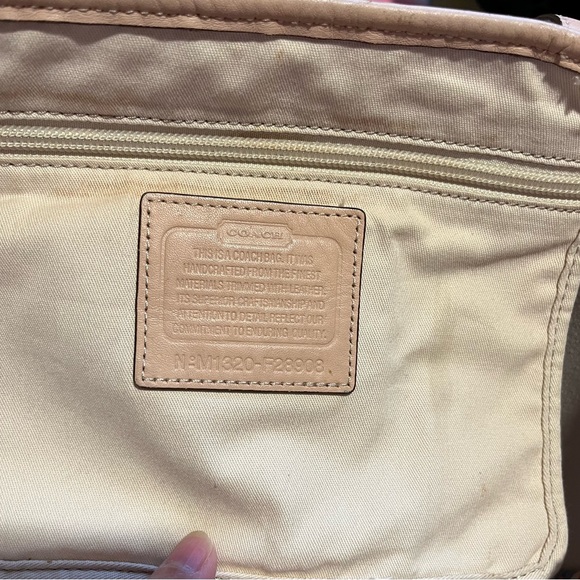 Coach Floral Tote bag - Picture 8 of 10